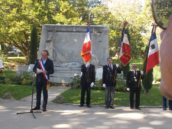 Lundi 25 septembre 2023 - Sète - Hommage aux Harkis et autres membres des forces supplétives. Lundi 25 septembre 2023 - Sète - Hommage aux Harkis et autres membres des forces supplétives.