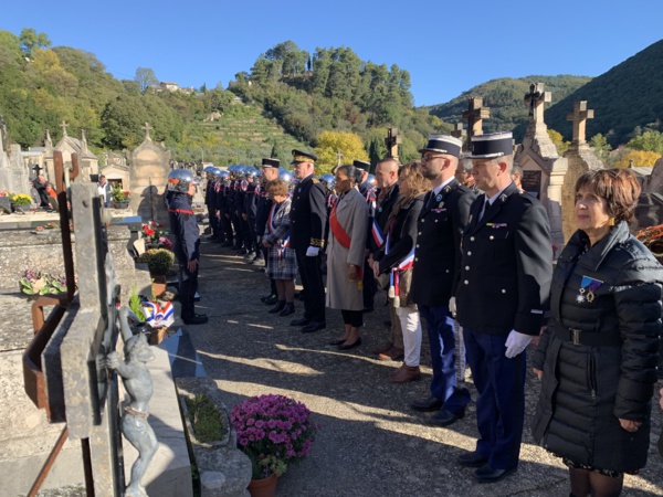 11 novembre 2023 - Lodève - 105° anniversaire de l'Armistice du 11 novembre 1918 11 novembre 2023 - Lodève - 105° anniversaire de l'Armistice du 11 novembre 1918