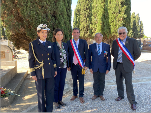 Lieutenant-colonel Sandra JONJIC, attachée de défense à l'ambassade de Croatie en France, Senka BURIC, chargée d'affaire à l'ambassade de Croatie en France, Jean-François SOTO, maire de Gignac, conseiller départemental, Yvan MARCOU, président de l’ANMONM 34, François COLOMBIER, adjoint au maire, président du Souvenir Français. Lieutenant-colonel Sandra JONJIC, attachée de défense à l'ambassade de Croatie en France, Senka BURIC, chargée d'affaire à l'ambassade de Croatie en France, Jean-François SOTO, maire de Gignac, conseiller départemental, Yvan MARCOU, président de l’ANMONM 34, François COLOMBIER, adjoint au maire, président du Souvenir Français.