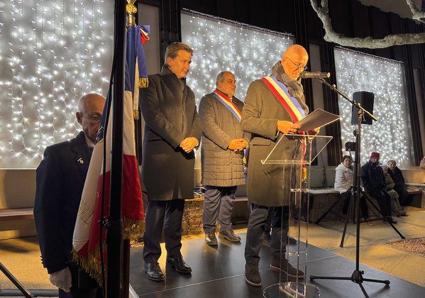 Vendredi 6 décembre 2024 - Margon - Inauguration de la la Place de Gaulle Vendredi 6 décembre 2024 - Margon - Inauguration de la la Place de Gaulle