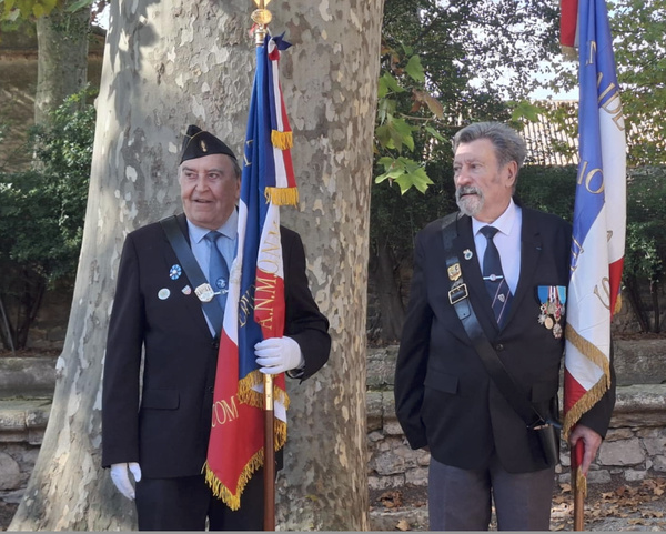 Porte-drapeaux: ANMONM 34 - Michel LATORRE - SMLH 34, Henri SABATIER Porte-drapeaux: ANMONM 34 - Michel LATORRE - SMLH 34, Henri SABATIER