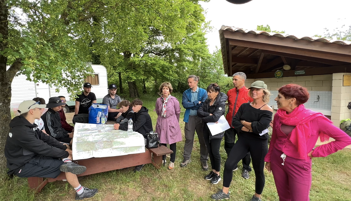 Sur le départ au camping municipal de la Vacquerie